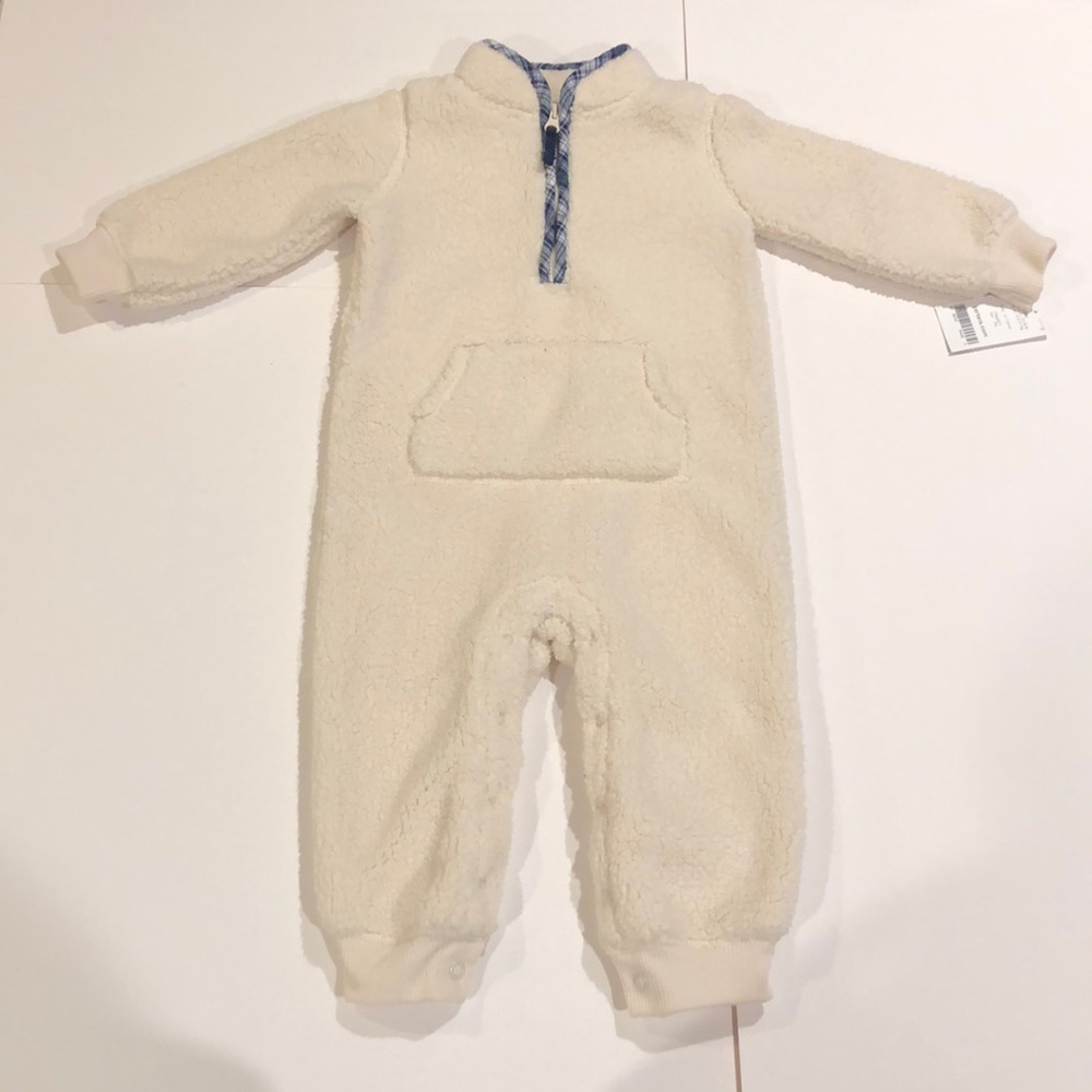 Carter’s NWT Winter 1 piece Beige Fleece Onesie 12 Months